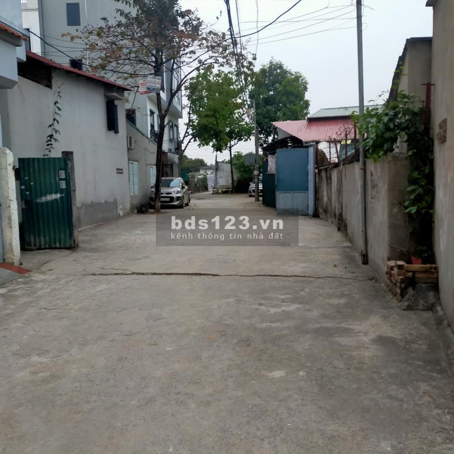 CHỊ GÁI HỌ NHỜ BÁN ĐẤT TẠI ĐỨC DIỄN, TỪ LIÊM HÀ NỘI, DT 31m2 GIÁ BÁN 2TỶ HƠN