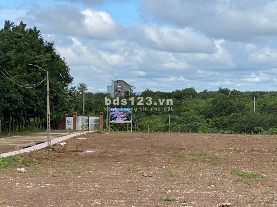 Bán lô đất TTTP Đồng Xoài mặt tiền đường nhựa 17m