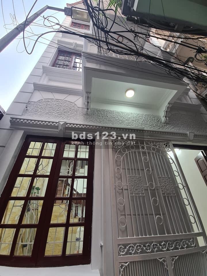 Nhà HOÀNG QUỐC VIỆT VỀ Ở LUÔN, MẶT TIỀN CỰC ĐẸP VÀ RỘNG, CHƯA TỚI 4 TỶ.