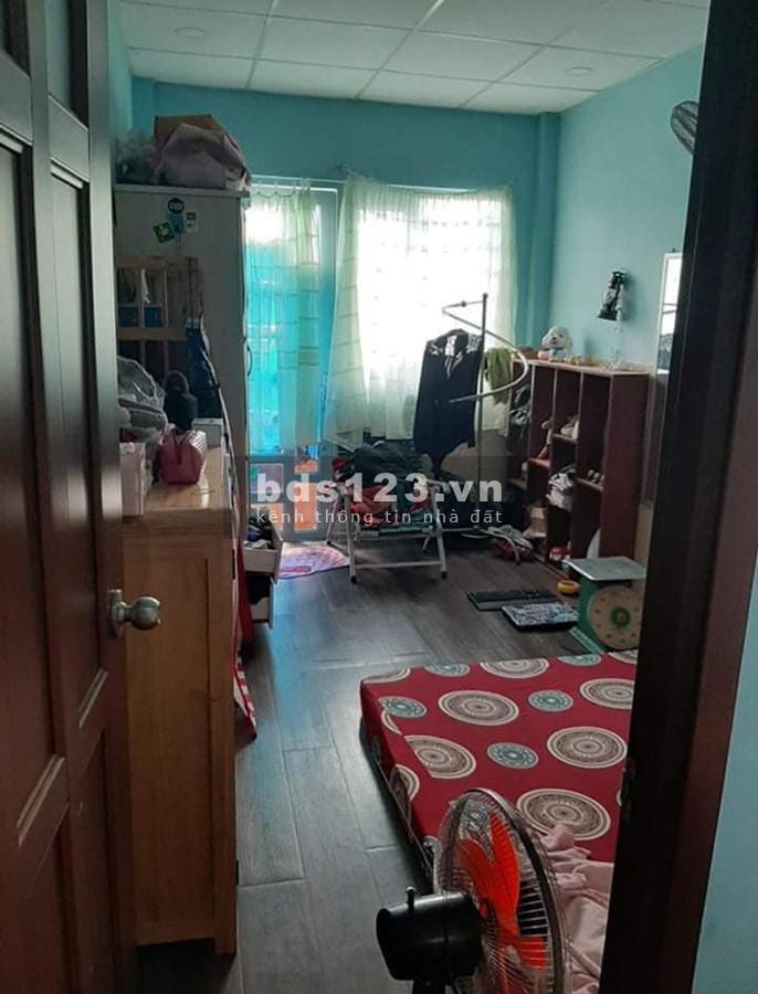 Bán nhà sát mặt tiền gần chợ Thị Nghè DTSD 30M2 đang cho thuê 10tr/tháng