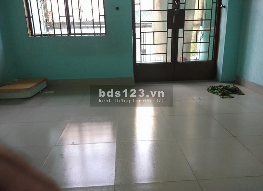 Bán nhà sát mặt tiền gần chợ Thị Nghè DTSD 30M2 đang cho thuê 10tr/tháng