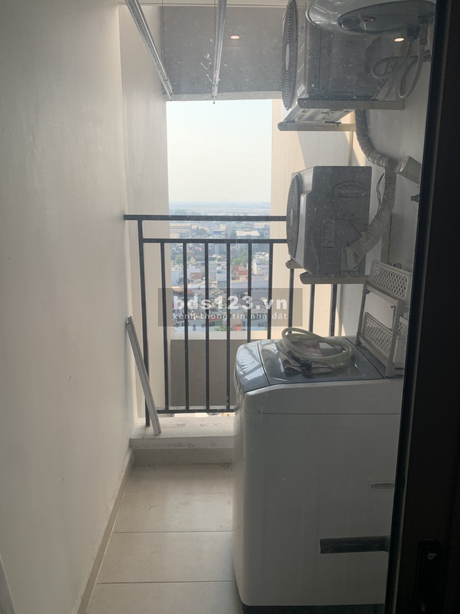 Cho thuê căn hộ Novaland Hồng Hà tầng 19, gió mát, 74m2, giá 14tr/tháng