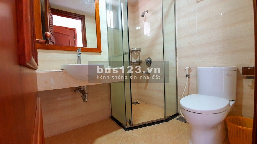 Cho thuê căn hộ 17.08 toà 17T3 Hoàng Đạo Thuý: 120m2, 2PN, đủ đồ, 12tr (MTG) - SĐT: 0852639807