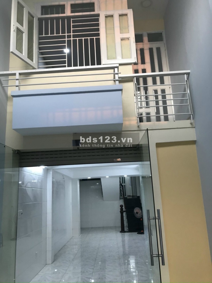 Bán nhà MTKD Đường Lê Hoàng Phái, Phường 17, Gò Vấp, 96.m2 giá 12.7 Tỷ