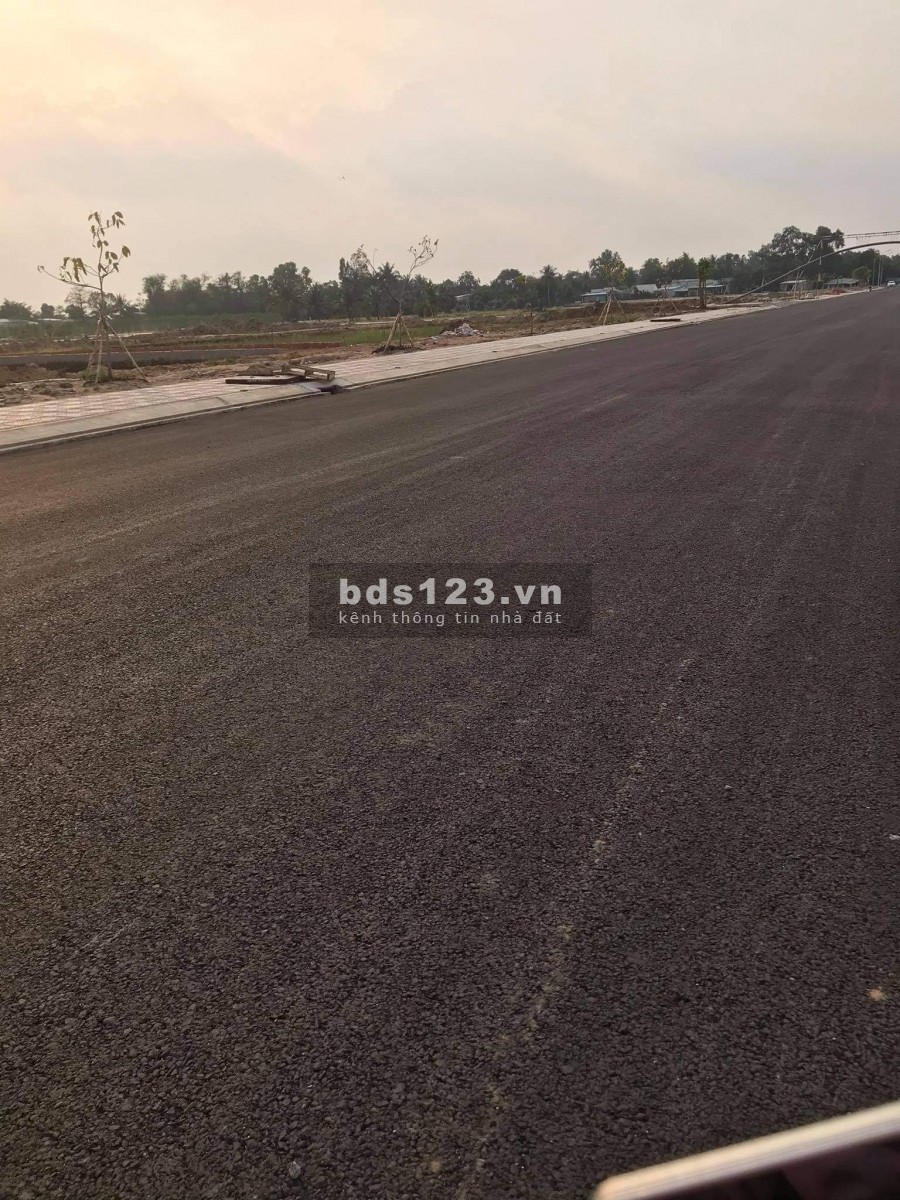 Đất nền giá tốt tại Rạch Gía, 2 mặt tiền, lô góc thích hợp đầu tư hoặc kinh doanh