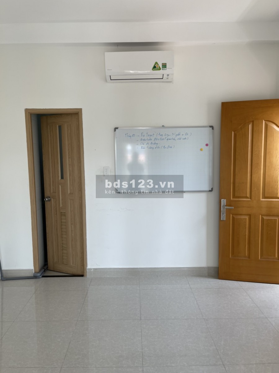 Nhà HXT Nguyễn Thế Truyện Lững, 3L, ST, 4 PN