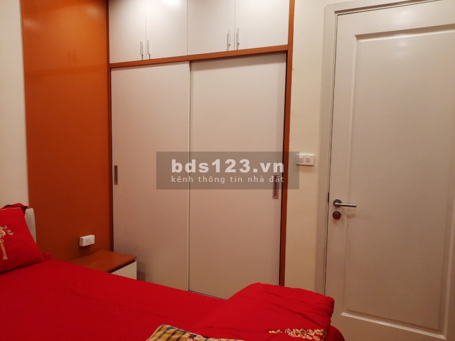 Cho thuê Chung cư Imperia Nguyễn Huy Tưởng 3 ngủ full 15 triệu. Lh 0377983070