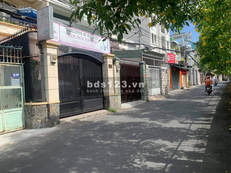 Chủ Cần Tiền Nên Cần Bán Gấp Nhà Trên Đường Trường Sa , 70m2 , Giá 7.3 tỷ.
