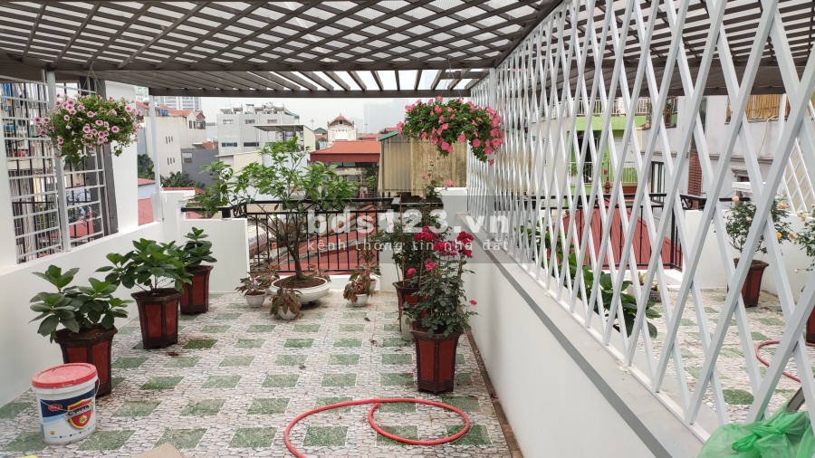 Bán nhà PL mới đẹp ở luôn 5 tầng x 33m2 ngõ 27 Võ Chí Công giá 3,65 tỷ