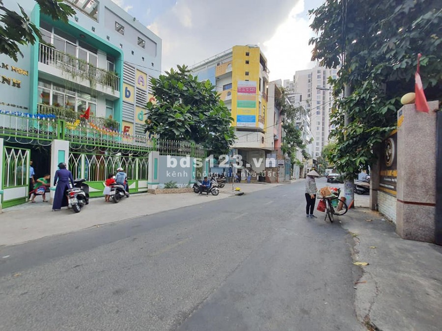 Bán Gấp Lô Đất Kinh Dương Vương Quận 6 260m2 giá 34.2 tỷ.