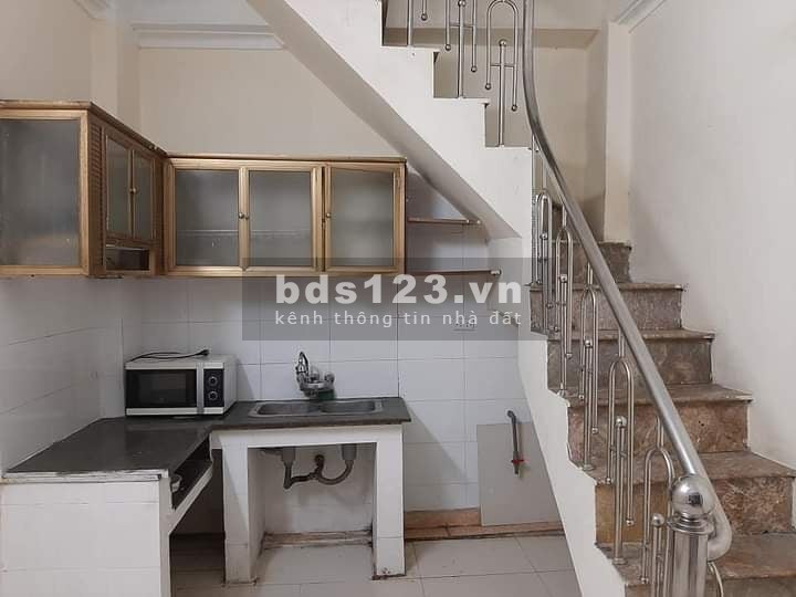 Bán nhà lò đúc, 20mx5t xây chăc chắn, giá 2.3 tỷ lh 0916010180