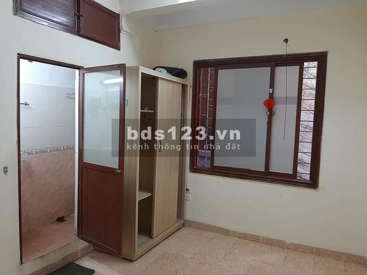 Bán nhà lò đúc, 20mx5t xây chăc chắn, giá 2.3 tỷ lh 0916010180