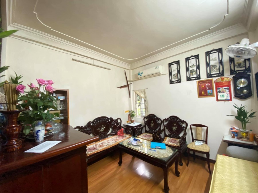Bán nhà Thanh Xuân, 2 mặt ngõ ba gác đỗ cửa, ô tô cách 20m. 45m2/5,1 tỷ