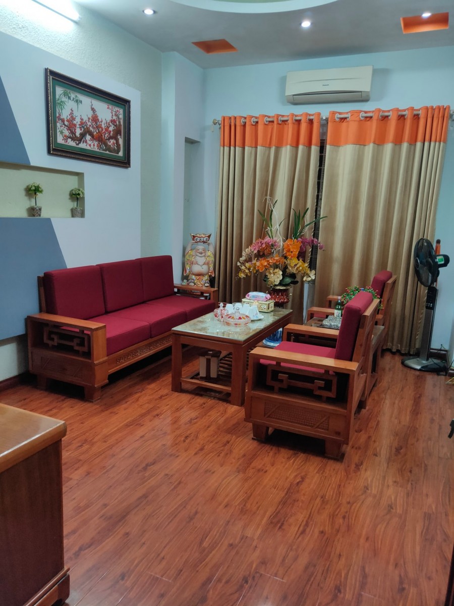 Bán Nhà Vũ Tông Phan 40m2 Gần Oto Gần Phố Ngõ Nông Rộng Dân Chí Cao
