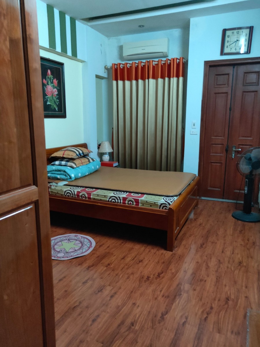 Bán Nhà Vũ Tông Phan 40m2 Gần Oto Gần Phố Ngõ Nông Rộng Dân Chí Cao