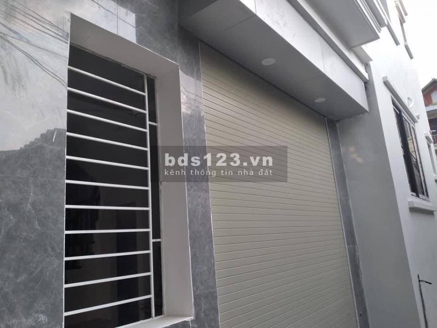 Bán nhà phố kinh doanh ÁI MỘ. 5 tầng , Ô tô tận cửa.