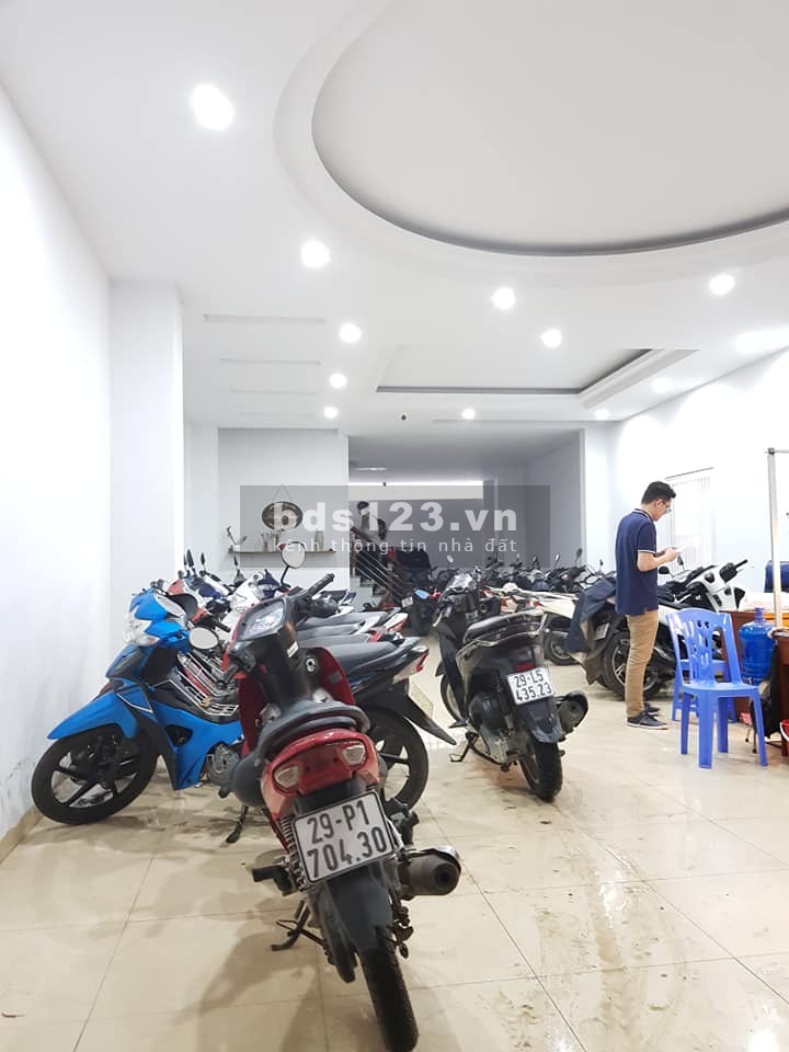 Dòng tiền 130tr/th, Lê Thanh Nghị, HBT, 105m, 7 tầng thang máy, 28P