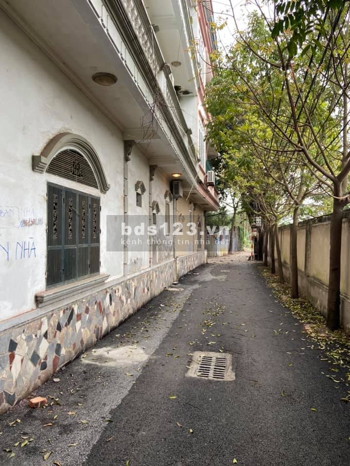 Hạ Trào căn nhà Hoàng Mai dt 45m2, Ngõ Thông, oto tránh, giá chỉ 2.1 Tỷ