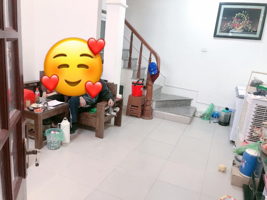Bán nhà ngõ Vĩnh hưng 39m2 5 tầng ngõ rộng 2.5 tỷ