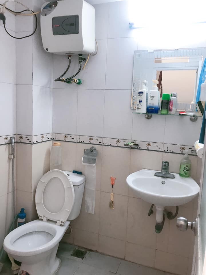 Bán nhà ngõ Vĩnh hưng 39m2 5 tầng ngõ rộng 2.5 tỷ