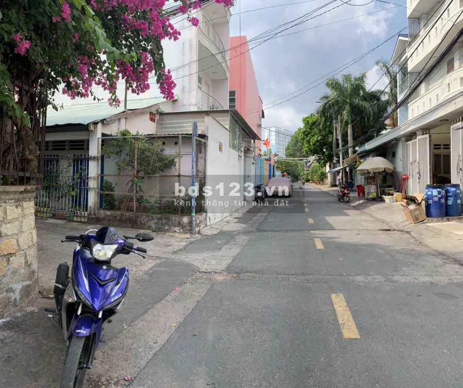 Bán rẻ nhà C4 tại đường Tú Xương, Hiệp Phú, tp Thủ Đức
