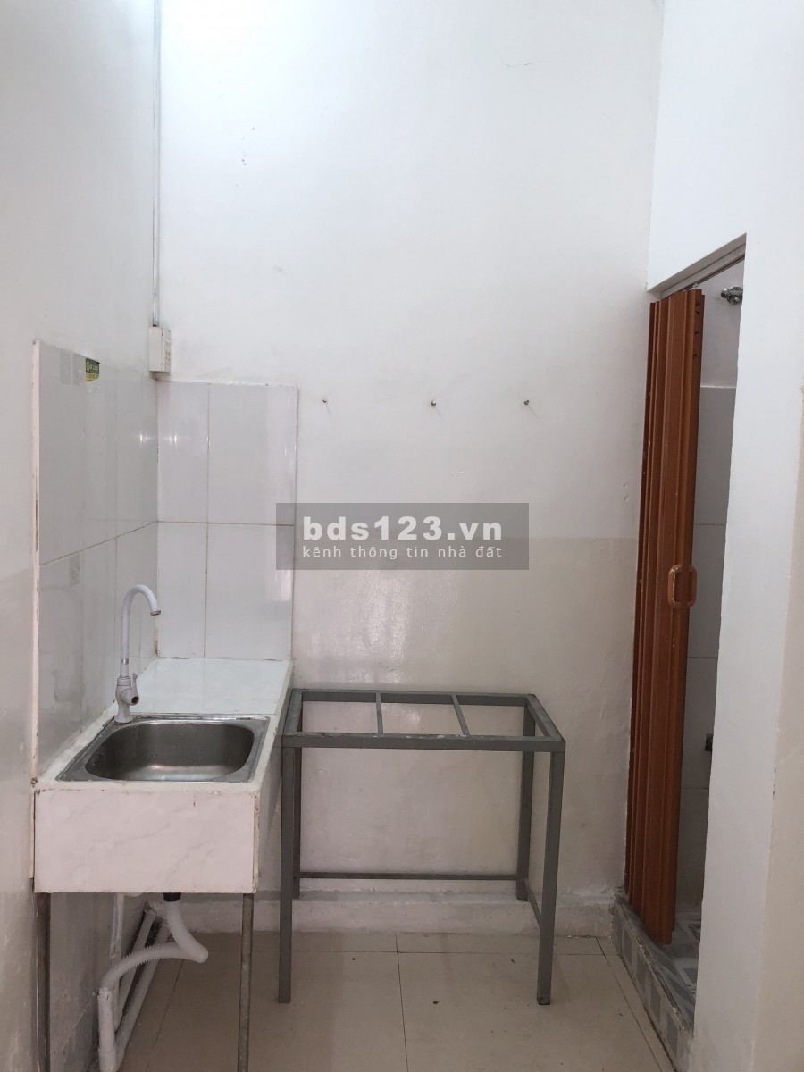 Cho thuê măt tiền 112 Hồ Văn Huê