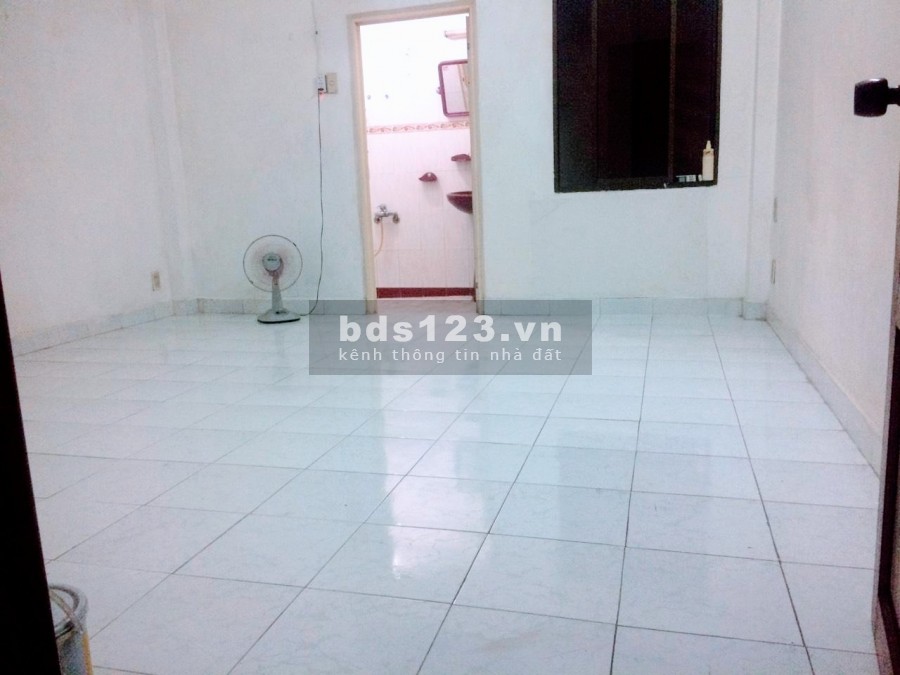 PHÒNG MÁY LẠNH SẠCH SẼ MÁT MẺ GẦN BẾN XE MIỀN ĐÔNG, BÌNH THẠNH