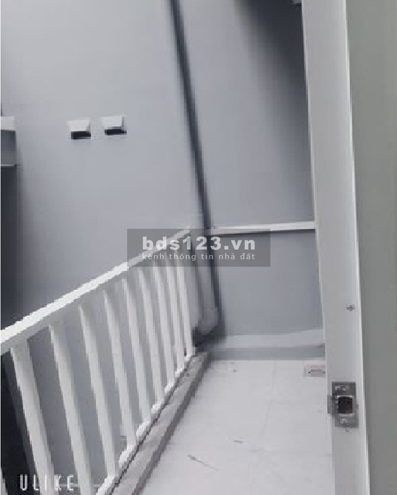 Nhà bán 3 tầng hxh Hồ Thị Kỷ Phường 1 Quân 10 giá 2.5 tỷ