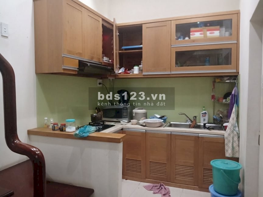 Bán nhà Quận 10, vào ở ngày , 3 tầng BTCT ngang 3m giá chỉ 2 tỷ 5.
