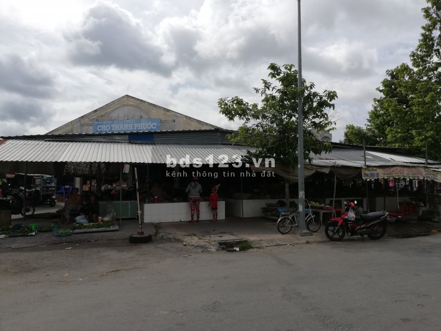Chốt cọc nhanh nhận vị trí đất đẹp thổ cư 100% KDT BÌNH MINH VĨNH LONG
