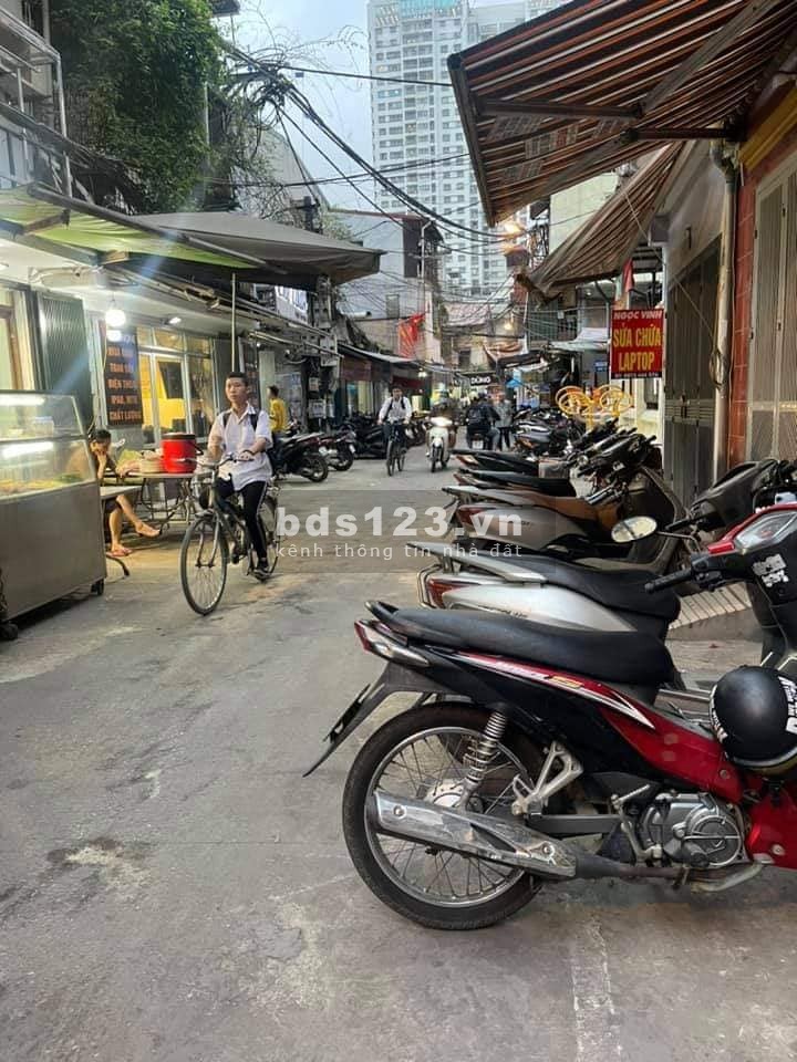 NHÀ KINH DOANH NHỈNH 5 TỶ TRUNG TÂM ĐỐNG ĐA, Ô TÔ TẬN CỬA