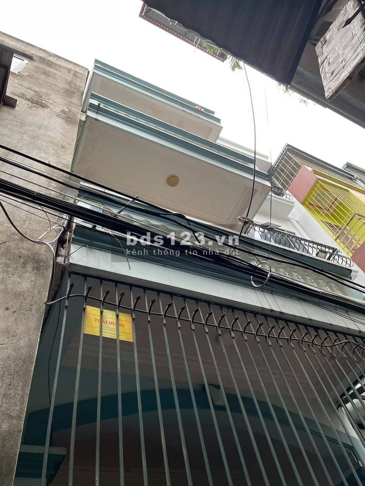 Bán nhà 3 tầng đẹp diện tích 50 giá 3.5 tỷ LH 0382249901