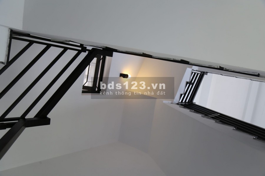 Biệt thự Phú Xuân Nhà Bè! 10x24m2 3 lầu