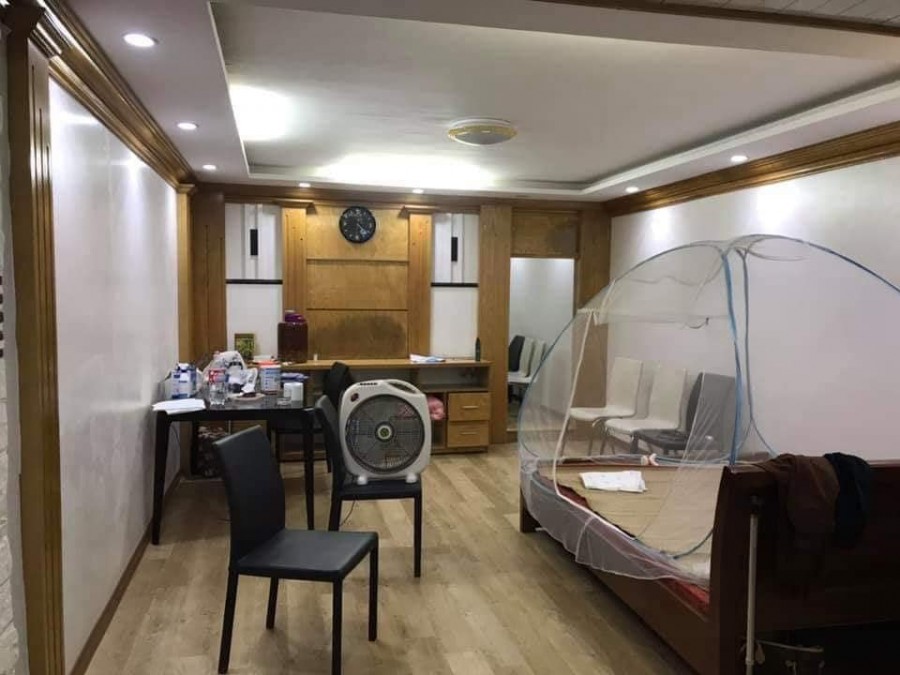 Nhà Đẹp Trung Tâm Cầu Giấy Cách Ô tô 30m Ngõ Đẹp, 55m, 5T, mt 4, Giá 4 Tỷ