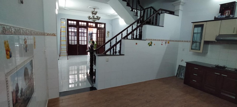 Tân Phú Bán nhà đường Tân Quý Ngang 5.2m- Hẻm xe tải- 3 tầng giá chỉ 8.5 tỷ