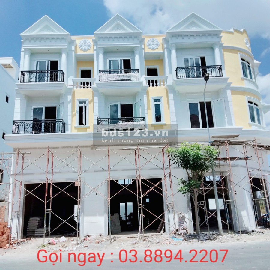 Shophouse xây sẵn (1 trệt - 1 lửng - 2 lầu - 1 tum) chỉ 4.6 tỷ/căn, thanh toán 24th, hỗ trợ vay 70%