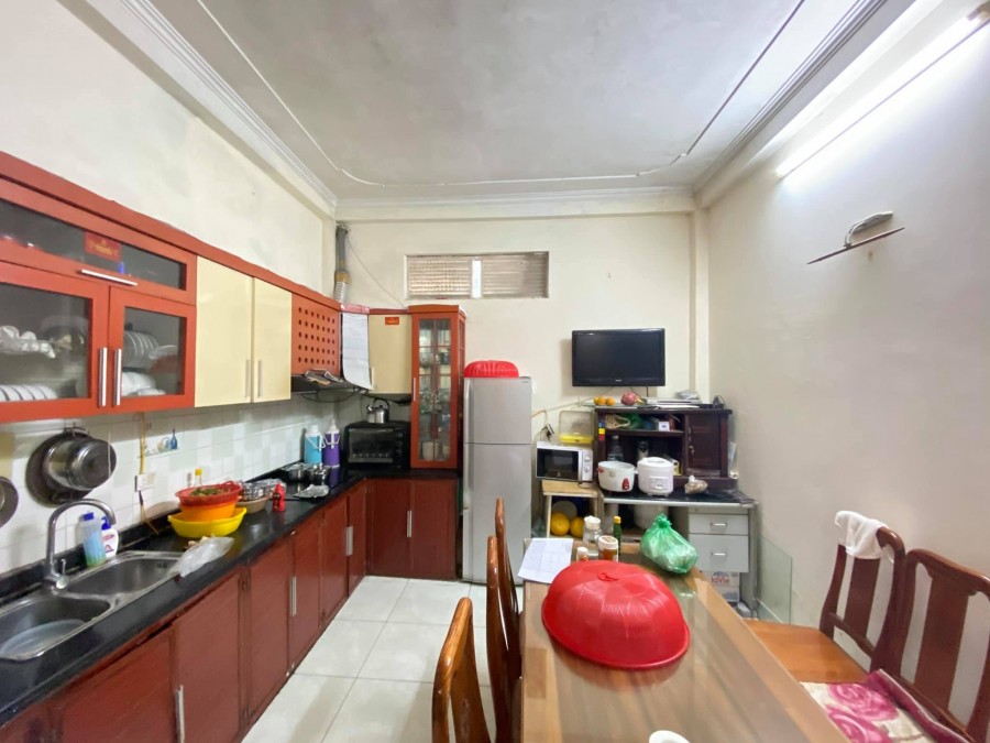 Bán nhà mặt phố khương Đình 120m2/13,5 tỷ. đắc địa kinh doanh tuyệt hảo, 2 vỉ hè rộng