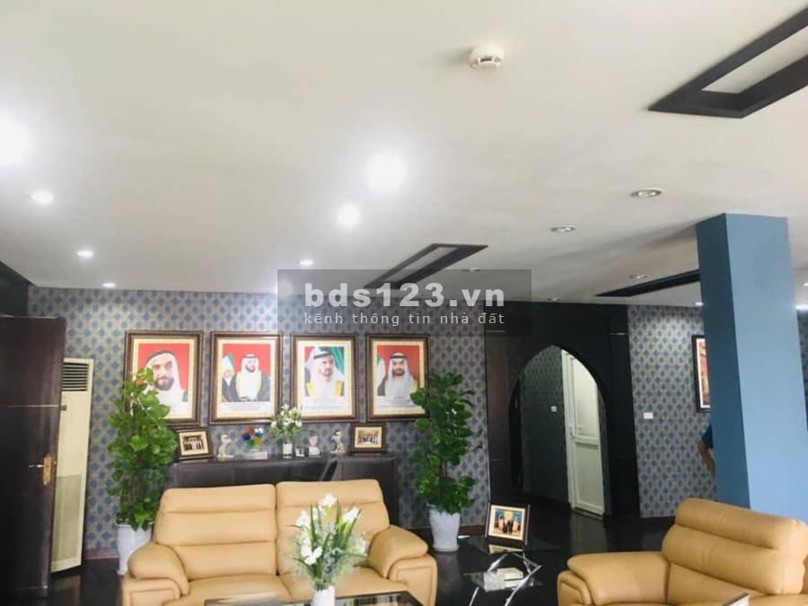 Bán nhà mặt phố Tây Hồ 450m2, MT 20m, HIẾM, GIÁ TRỊ, SINH LỜI CAO