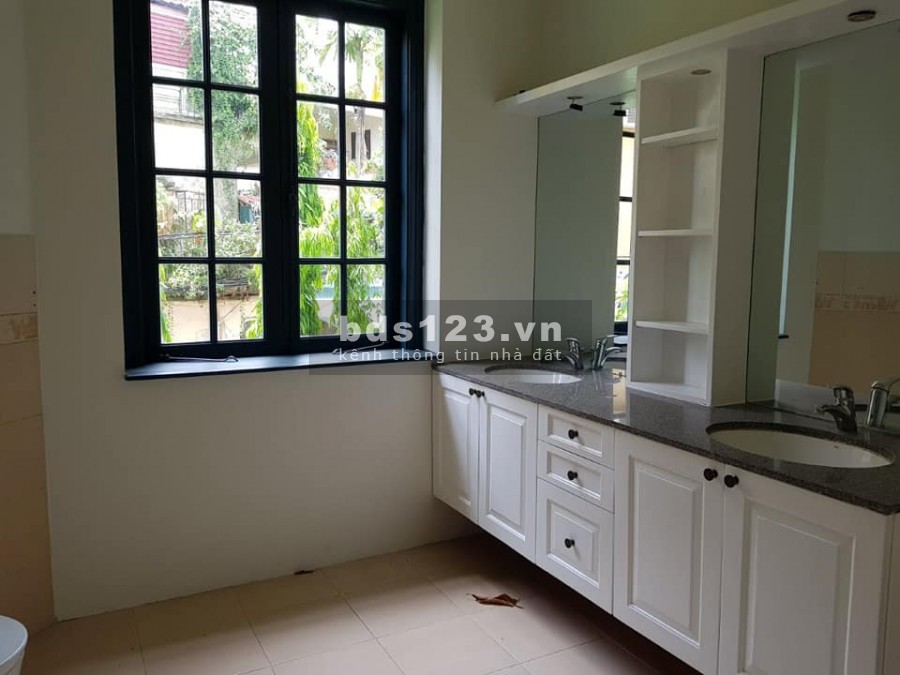 Siêu Hiếm, Biệt Thự KHỦNG Long biên, dt 1248m2 MTx11m 4T