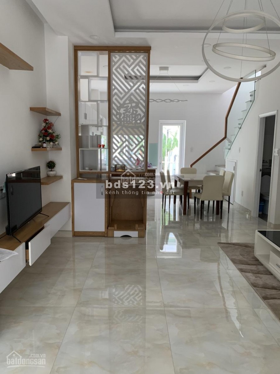 Cho Thuê Nhà Nguyên Căn gần như full NT hẻm ô tô, P. Trường Thọ, Quận Thủ Đức.
