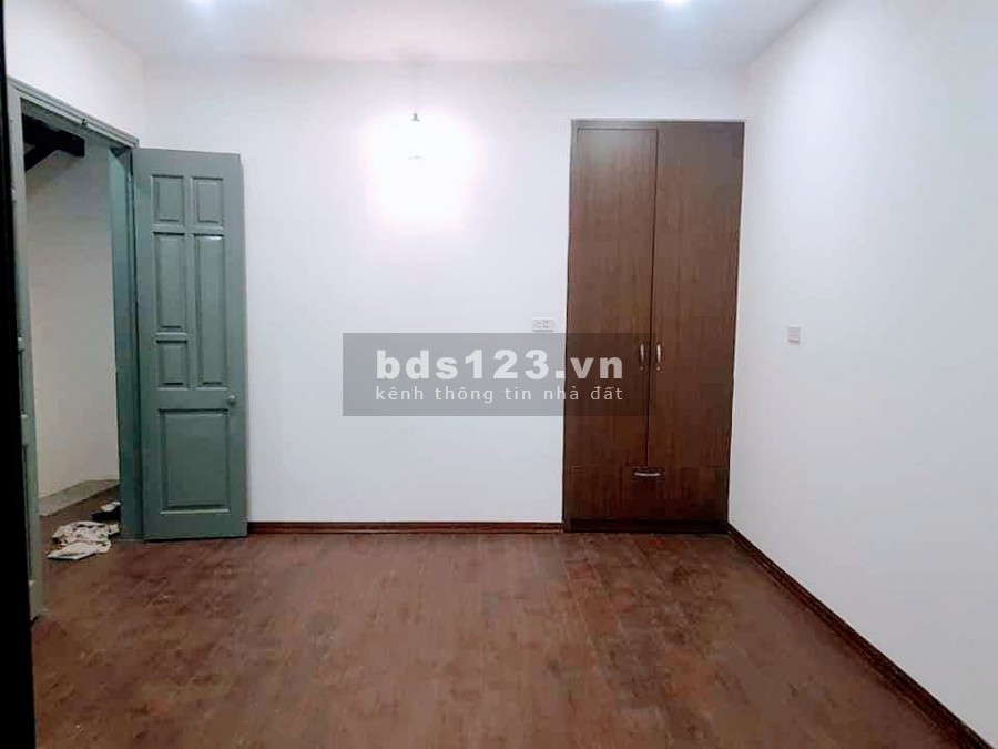 SIÊU HIẾM, CẦU GIẤY, Ở LUÔN, 32M2, GIÁ CHỈ 2,62 TỶ