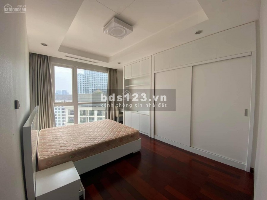 Bán căn đập thông 250m2 tòa R5 chung cư Royal City, giá 13.5 tỷ LH 0343951063