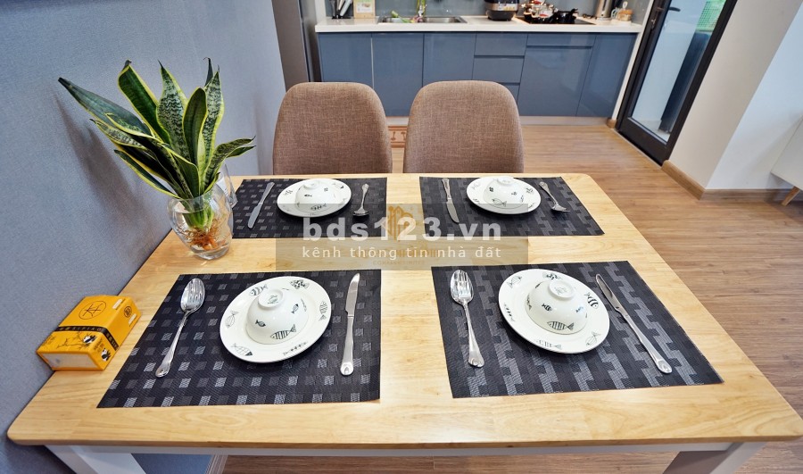 Chính Chủ Cho Thuê CCCC Vinhomes Metropolis 29 Liễu Giai 2 PN Diện Tích 82m2 Full Đồ Nhập Khẩu View Cực Đẹp LH 0915436246
