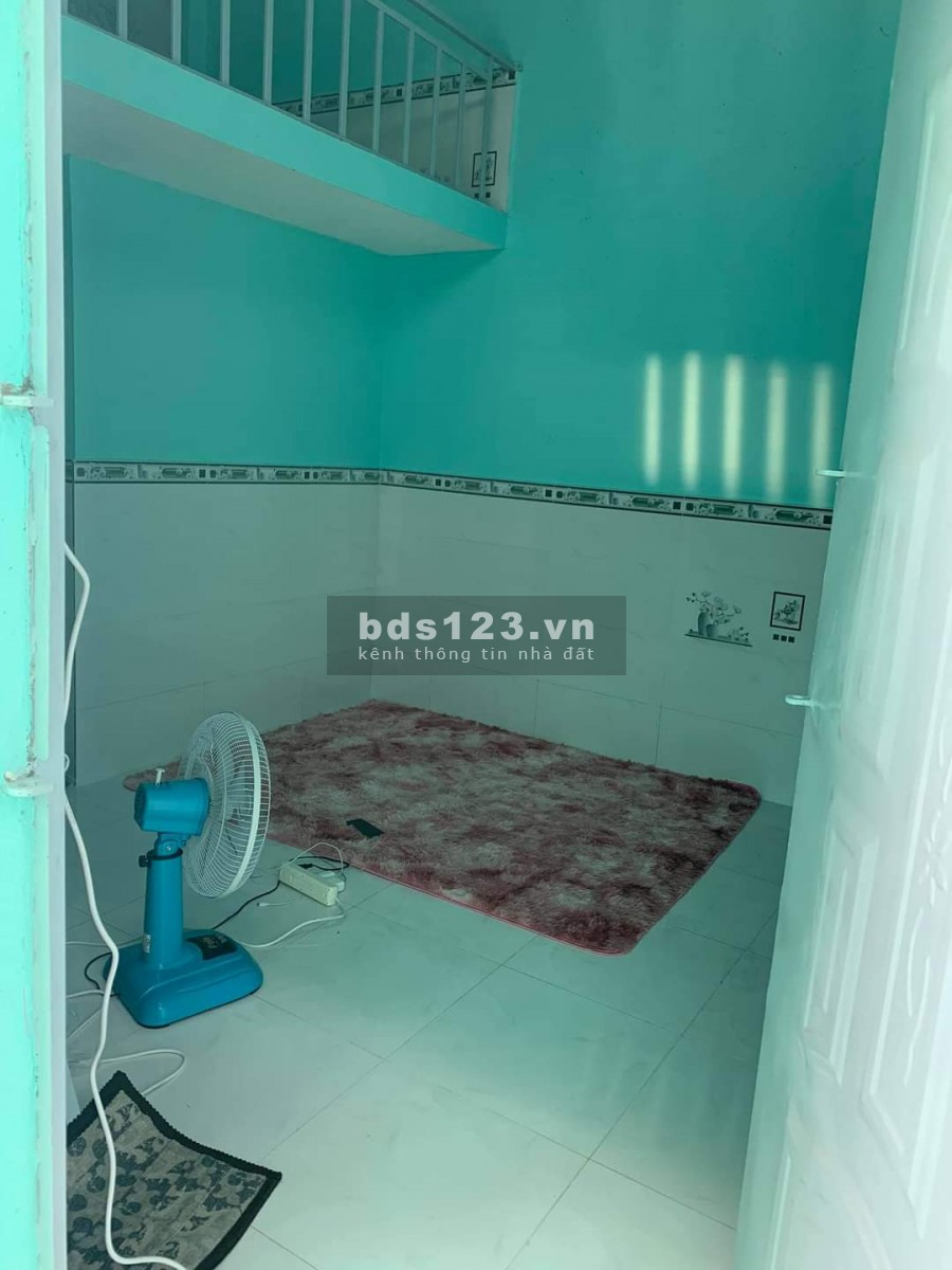 Bán GẤP dãy trọ 8 phòng Trần Văn Mười -Hóc Môn 140m2 (5x28) giá chỉ 790tr SHR