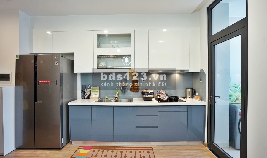 Chính Chủ Cho Thuê CCCC Vinhomes Metropolis 29 Liễu Giai 2 PN Diện Tích 82m2 Full Đồ Nhập Khẩu View Cực Đẹp LH 0915436246