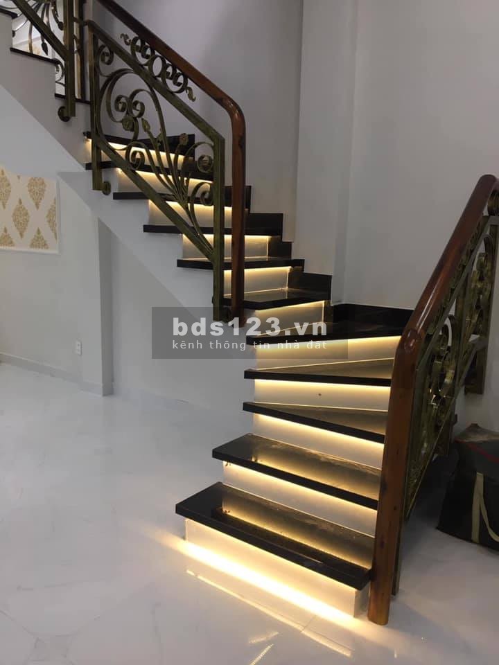 Bán Gấp nhà mặt tiền Chu Văn An, quận Bình Thạnh, 50m2 chỉ 7 tỷ 6