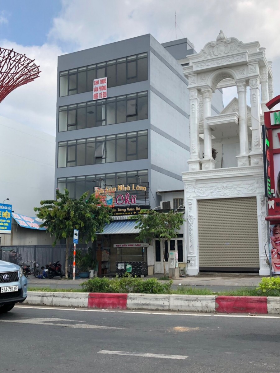 CHÍNH CHỦ CẦN CHO THUÊ TÒA NHÀ VĂN PHÒNG TẠI 695 LÊ VĂN VIỆT, PHƯỜNG TÂN PHÚ, QUẬN 9, TP THỦ ĐỨC