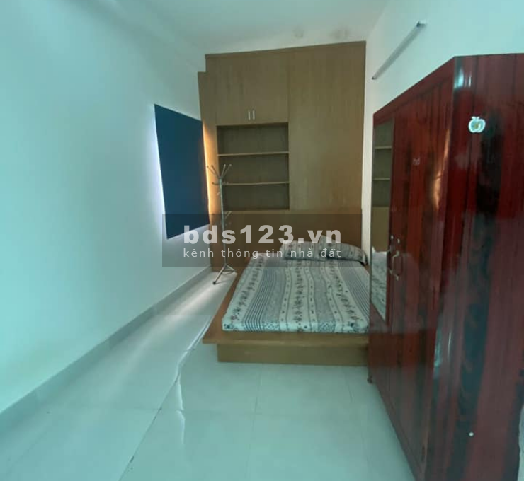 Bán CHDV cho thuê 20tr/tháng Phan Văn Trị, P.11, BT 92m2 giá 6.4 tỷ TL.