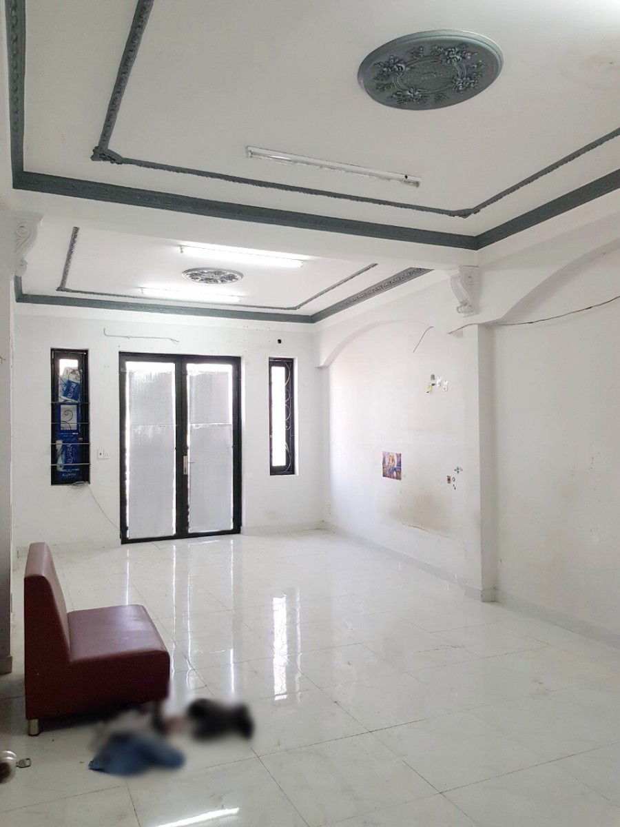 Nhà 81.7m2/2 lầu/ST mái BTCT mặt tiền Phạm Thế Hiển P4 Q8