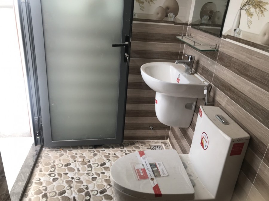 Bán gấp, mua nhanh căn 1 trệt 1 lầu giá 1 tỷ 450 triệu còn thương lượng